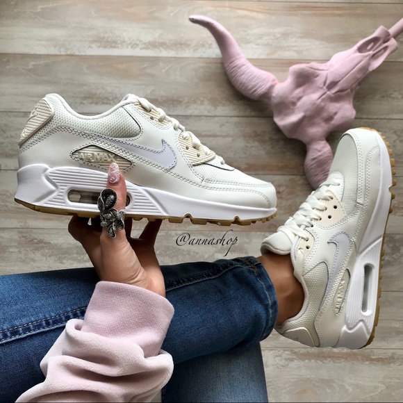 Nike Shoes - NWT Nike ID Air Max 90 Custom!